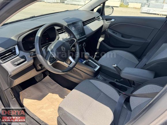 2025 RENAULT CLIO 1.0 TCE EVOLUTİON GSR2 OTOMATİK 33.000 KM'DE