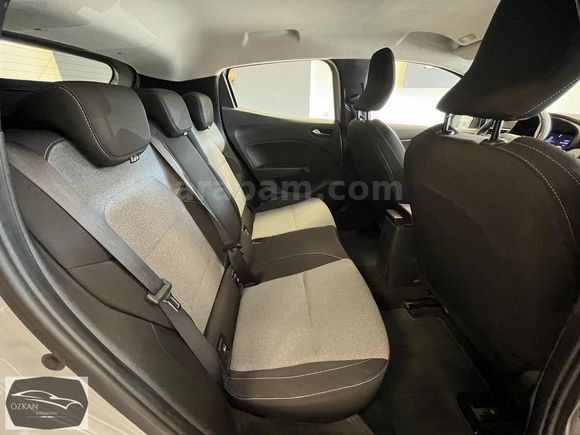 2023 MODEL RENAULT CLİO EVOLUTİON 1.0 TCE 90 HP SERVİS BAKIMLI