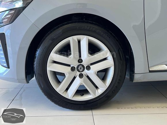 2023 MODEL RENAULT CLİO EVOLUTİON 1.0 TCE 90 HP SERVİS BAKIMLI