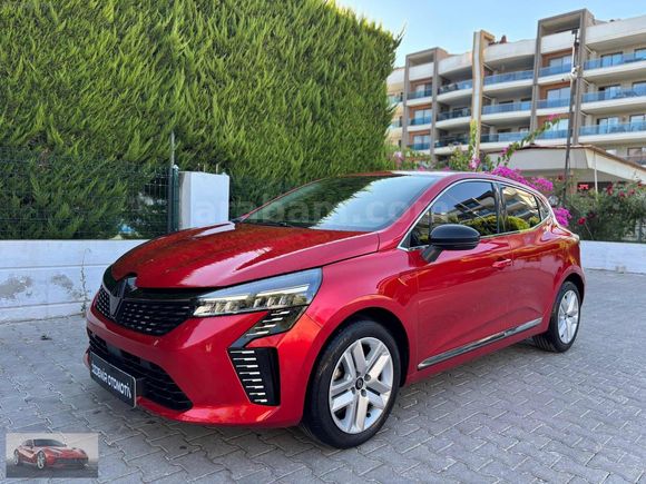 2023 OTOMATİK HATASIZ-BOYASIZ 14'BİNDE CLİO 1.0TCE EVOLUTİON