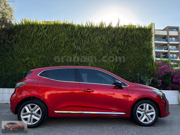 2023 OTOMATİK HATASIZ-BOYASIZ 14'BİNDE CLİO 1.0TCE EVOLUTİON