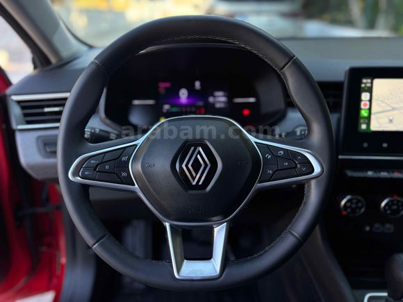 2023 OTOMATİK HATASIZ-BOYASIZ 14'BİNDE CLİO 1.0TCE EVOLUTİON