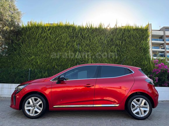 2023 OTOMATİK HATASIZ-BOYASIZ 14'BİNDE CLİO 1.0TCE EVOLUTİON