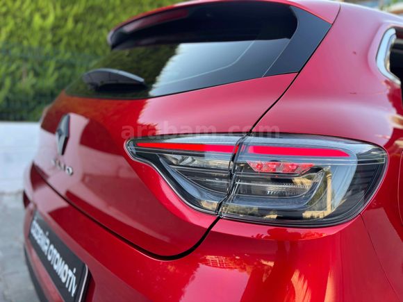 2023 OTOMATİK HATASIZ-BOYASIZ 14'BİNDE CLİO 1.0TCE EVOLUTİON