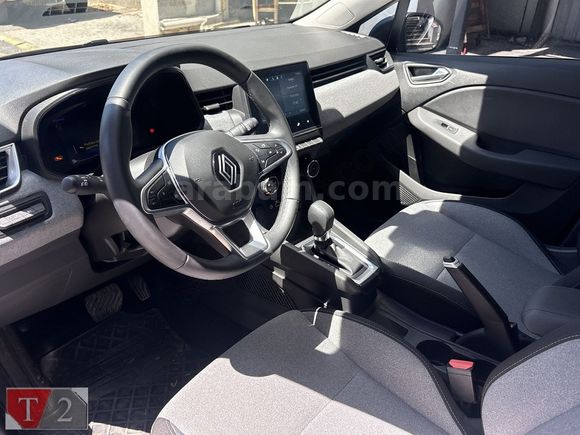 **K.K 12 AY TAKSİT İMKANI** TEKBAŞ MALTEPE' DEN RENAULT CLİO