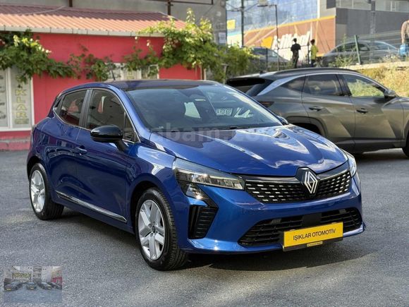 2025 CLİO OTOMOTİK 25.000 KM DEĞİŞENSİZ HASARSIZ