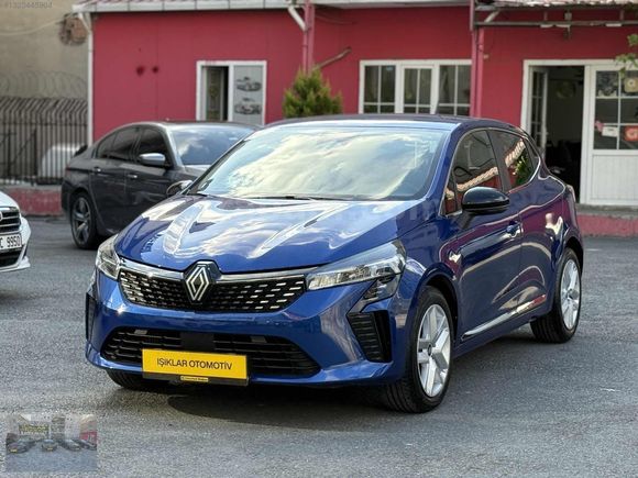 2025 CLİO OTOMOTİK 25.000 KM DEĞİŞENSİZ HASARSIZ