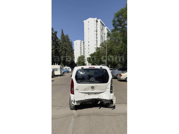  İlk gelen alır Opel Combo  2019