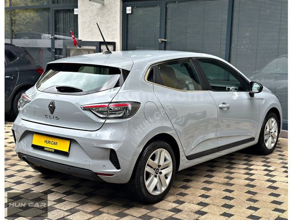 HUN CAR-2025 CLİO EVOLUTİON GSR2 18.000 KM OTOMATİK BOYASIZ