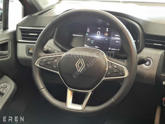 2024 CLIO 1.0 TCe EVOLUTION X-TRONIC BOYASIZ 15 BİN KM' DE GSR2