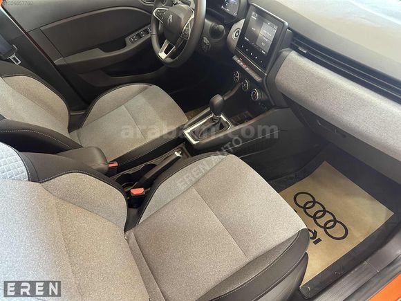 2024 CLIO 1.0 TCe EVOLUTION X-TRONIC BOYASIZ 15 BİN KM' DE GSR2