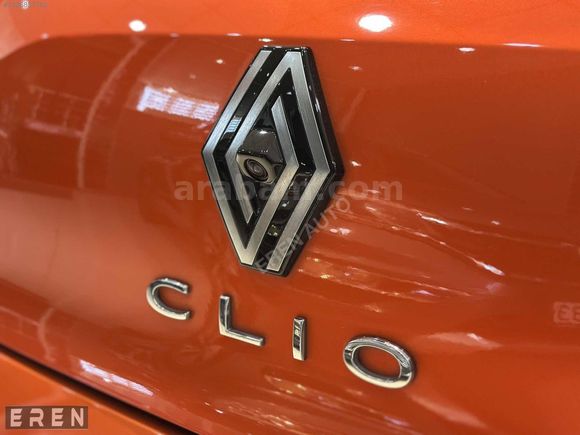 2024 CLIO 1.0 TCe EVOLUTION X-TRONIC BOYASIZ 15 BİN KM' DE GSR2