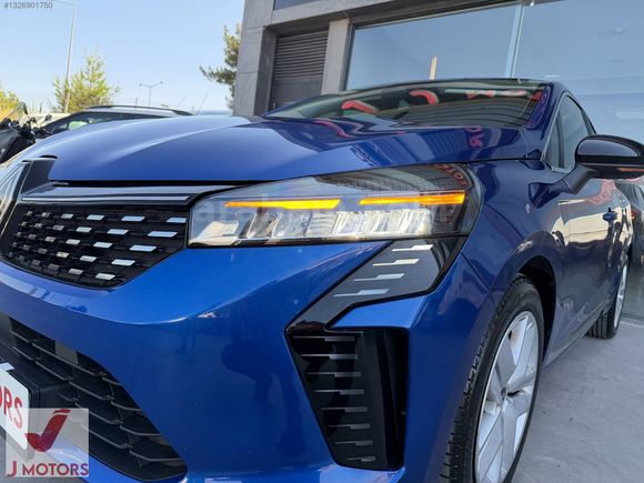 'J MOTORS 2025 HATASIZ RENAULT CLİO 1.0 TCE EVOLUTİON X-TRONİC