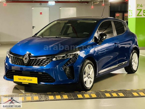 GALLERY UÇAR'dan-BOYASIZ-HATASIZ-2025-RENAULT-CLİO-EVOLUTİON-GSR