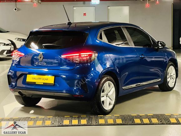 GALLERY UÇAR'dan-BOYASIZ-HATASIZ-2025-RENAULT-CLİO-EVOLUTİON-GSR