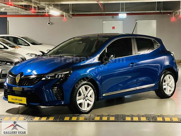 GALLERY UÇAR'dan-BOYASIZ-HATASIZ-2025-RENAULT-CLİO-EVOLUTİON-GSR