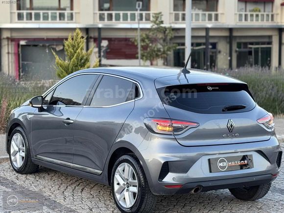 MEB MOTORS~2024 1.0 TCE 90 HP EVOLUTİON X-TRONİC 44BN KM BOYASIZ