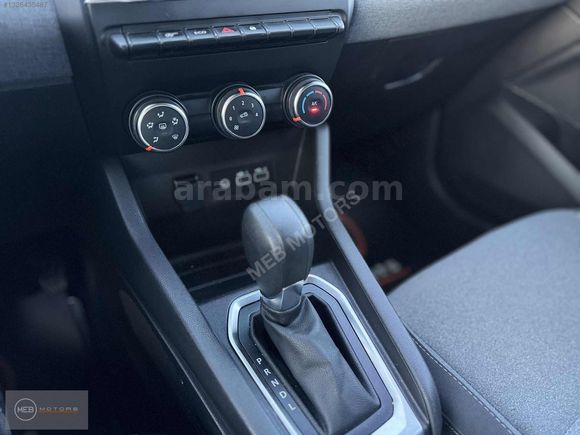 MEB MOTORS~2024 1.0 TCE 90 HP EVOLUTİON X-TRONİC 44BN KM BOYASIZ