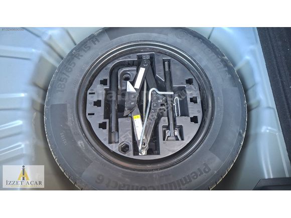 İZZET ACAR DAN 2025 RENAULT CLIO 1.0 TCE EVOLUTION X TRONIC