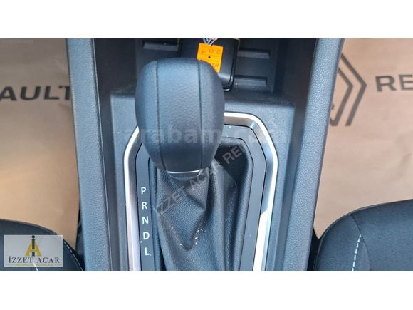 İZZET ACAR DAN 2025 RENAULT CLIO 1.0 TCE EVOLUTION X TRONIC