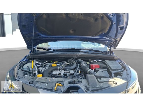 İZZET ACAR DAN 2025 RENAULT CLIO 1.0 TCE EVOLUTION X TRONIC