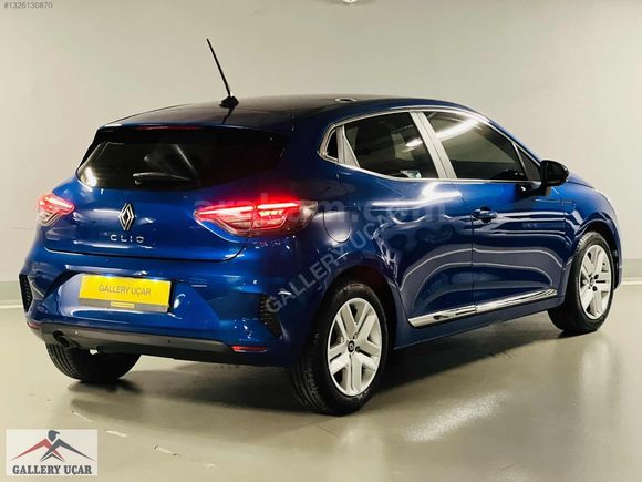 GALLERY UÇAR'dan-HATASIZ-BOYASIZ-2025-RENAULT-CLİO-OTOMATİK-