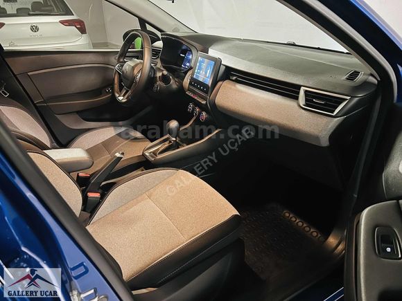 GALLERY UÇAR'dan-HATASIZ-BOYASIZ-2025-RENAULT-CLİO-OTOMATİK-