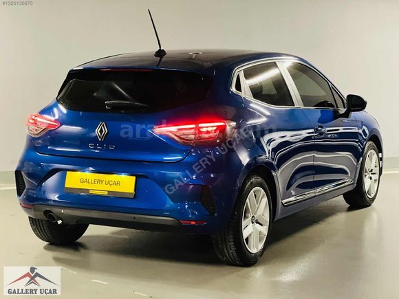 GALLERY UÇAR'dan-HATASIZ-BOYASIZ-2025-RENAULT-CLİO-OTOMATİK-
