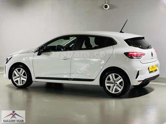 GALLERY UÇAR'dan-HATASIZ-BOYASIZ-2025-RENAULT-CLİO-EVOLUTİON-GSR