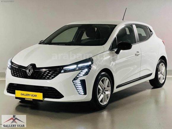GALLERY UÇAR'dan-HATASIZ-BOYASIZ-2025-RENAULT-CLİO-EVOLUTİON-GSR