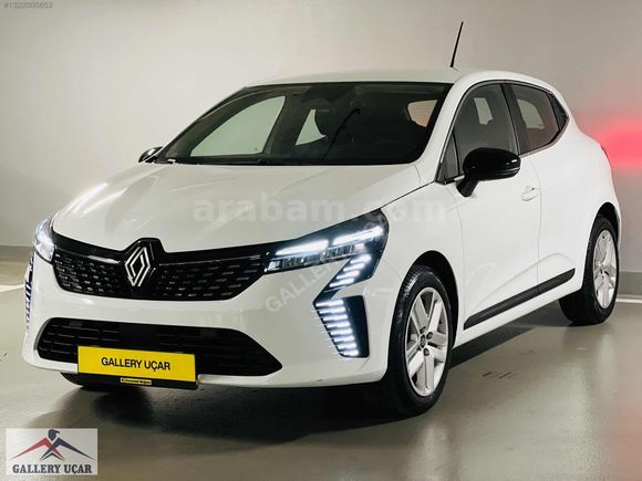 GALLERY UÇAR'dan-HATASIZ-BOYASIZ-2025-RENAULT-CLİO-EVOLUTİON-GSR