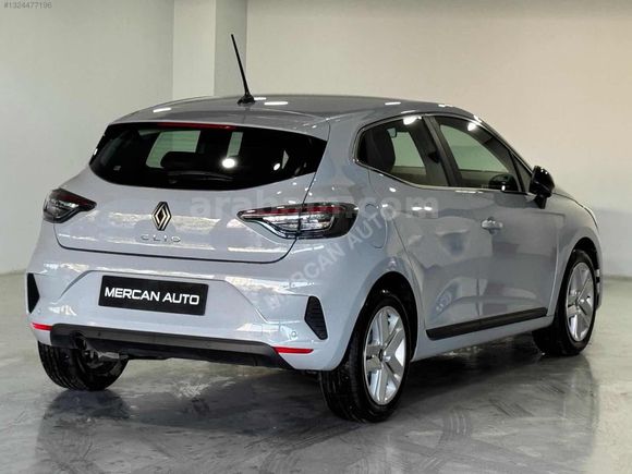 2025 CLİO 1.0 EVOLOUTİON 7.000 KM KREDİ KARTINA 12 TAKSİT