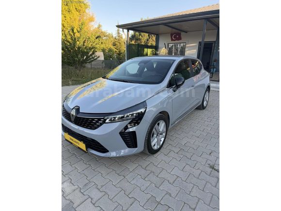 2025 Renault Clio 1.0 TCe Evolution | Hatasız Boyasız | GSR2
