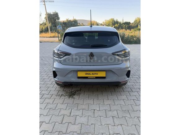 2025 Renault Clio 1.0 TCe Evolution | Hatasız Boyasız | GSR2
