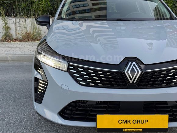 CMK AUTO&&CLİO 2025 1.0 TCE EVOLUTION OTOMATİK GSR 2 NARDO GRİ