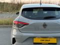 CMK AUTO&&CLİO 2025 1.0 TCE EVOLUTION OTOMATİK GSR 2 NARDO GRİ