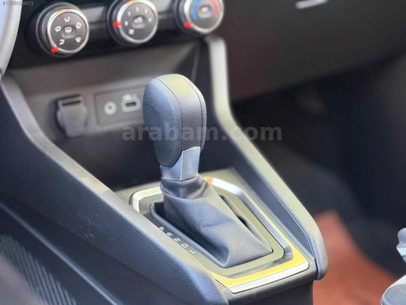 E&C CLASS - DEĞİŞENSİZ - BOYASIZ - TRAMERSİZ - 1.0 TCE - CLIO