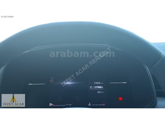 İZZET ACAR DAN 2025 RENAULT CLIO 1.0 TCE EVOLUTION X-TRONIC
