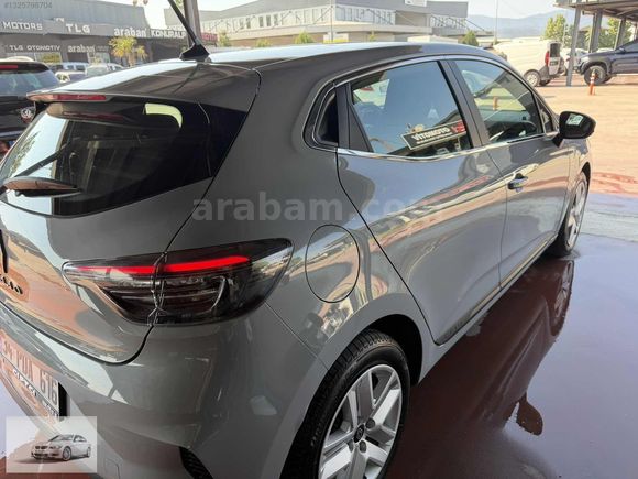 2025 CLIO EVOLUTION 14,000 KM HATASIZ BOYASIZ TRAMERSİZ