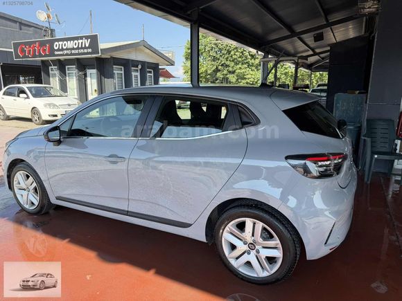 2025 CLIO EVOLUTION 14,000 KM HATASIZ BOYASIZ TRAMERSİZ