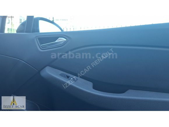 İZZET ACAR DAN 2025 RENAULT CLIO 1.0 TCE EVOLUTION X-TRONIC