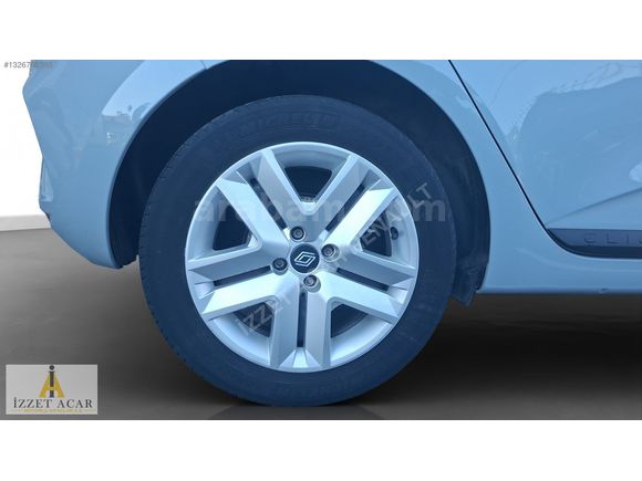 İZZET ACAR DAN 2025 RENAULT CLIO 1.0 TCE EVOLUTION X-TRONIC