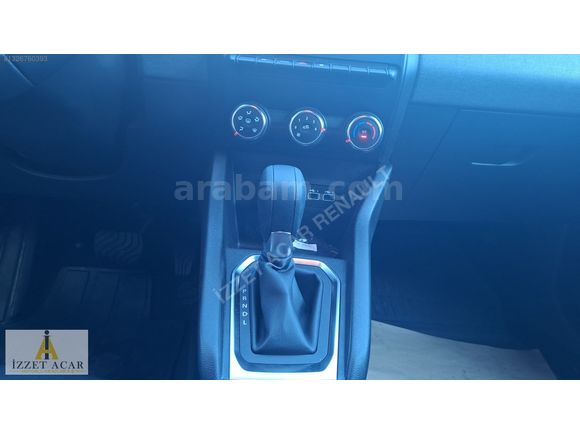 İZZET ACAR DAN 2025 RENAULT CLIO 1.0 TCE EVOLUTION X-TRONIC