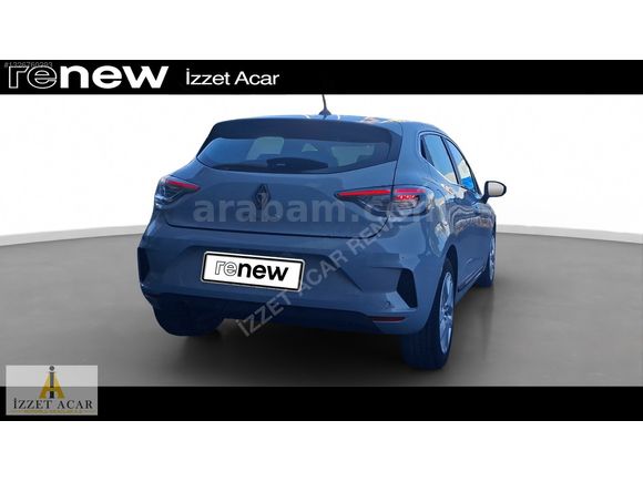 İZZET ACAR DAN 2025 RENAULT CLIO 1.0 TCE EVOLUTION X-TRONIC