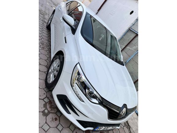 Sahibinden Renault Megane 1.3 TCe Joy 2021 Model 