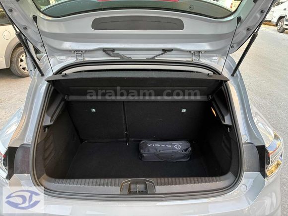2025 CLIO 1.0 TCE EVOLUTION - HATASIZ - 6 257 KM