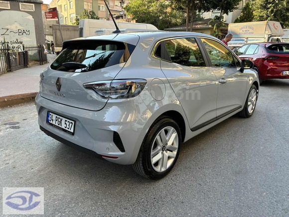 2025 CLIO 1.0 TCE EVOLUTION - HATASIZ - 6 257 KM