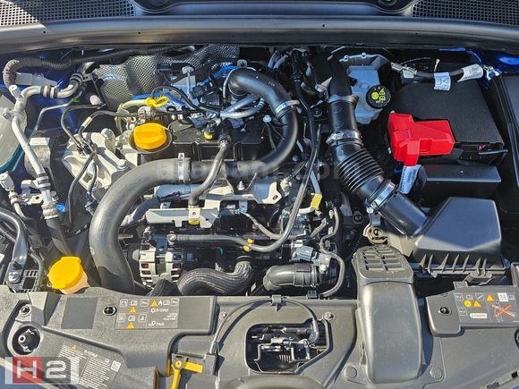 ÇAMKIRAN H2 GAZİEMİR'den2025 Renault Clio 1.0 Tce Evolution Otm