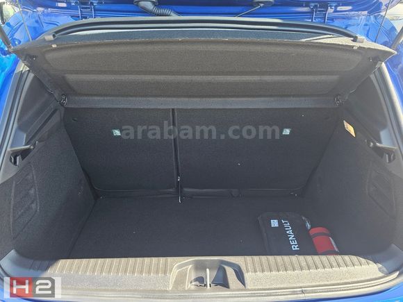 ÇAMKIRAN H2 GAZİEMİR'den2025 Renault Clio 1.0 Tce Evolution Otm