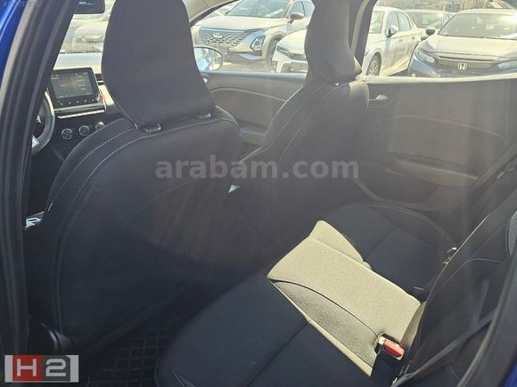 ÇAMKIRAN H2 GAZİEMİR'den2025 Renault Clio 1.0 Tce Evolution Otm
